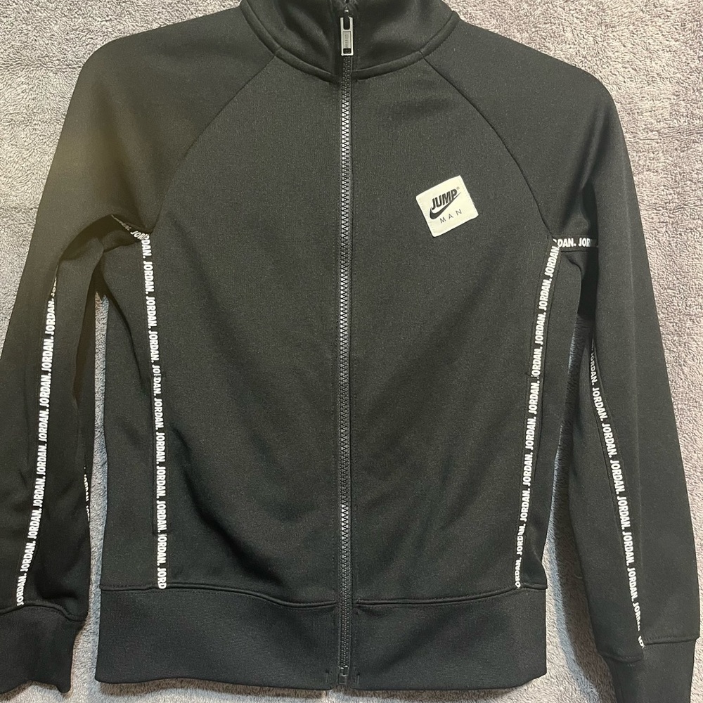 Nike track jacket boys youth small
